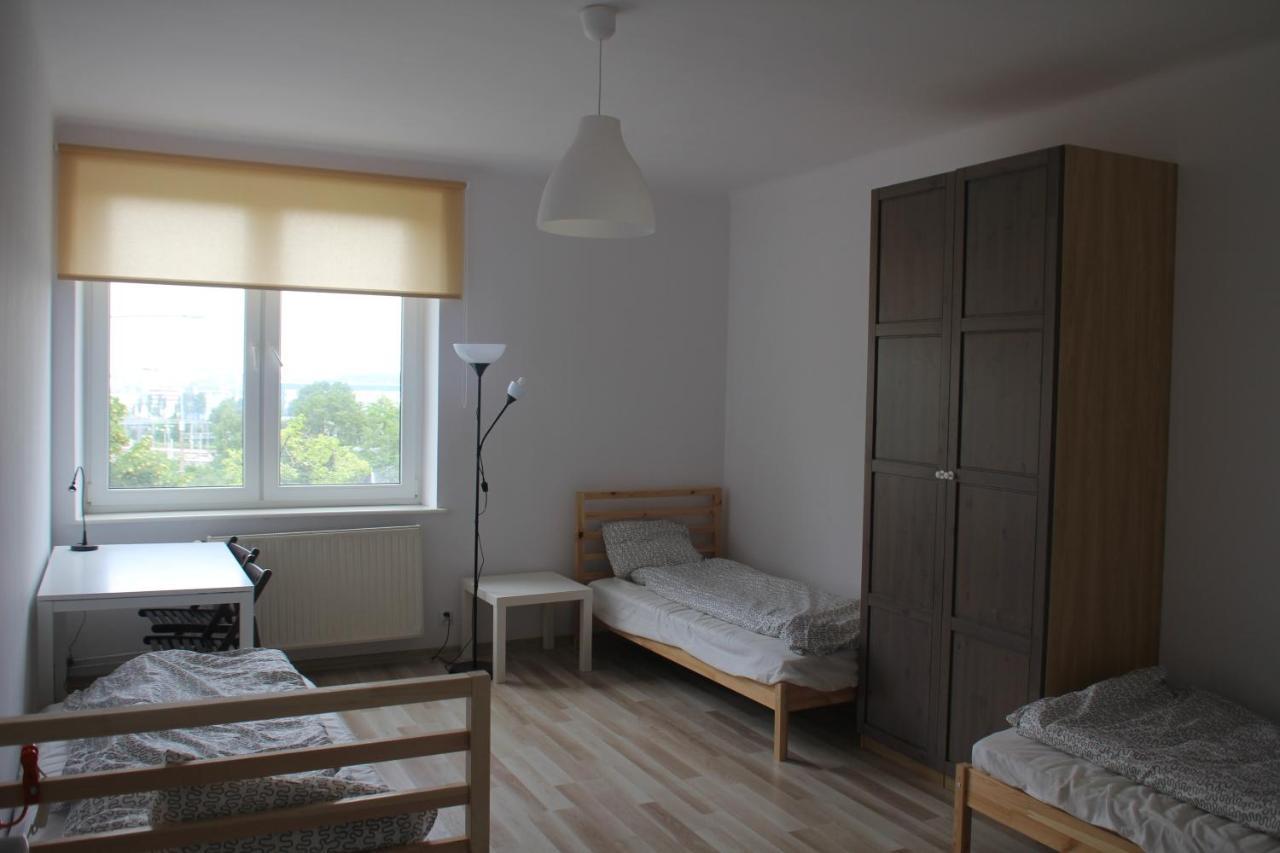Trzyosobowy Pokoj W Mieszkaniu Czteropokojowym W Centrum Gdyni. Apartment Гдиня Екстериор снимка